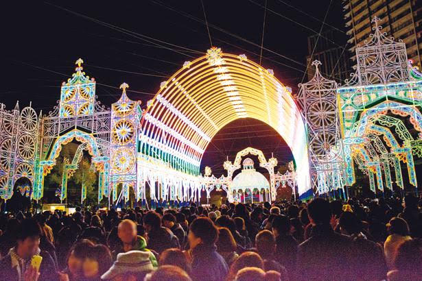 光の祭典のイベントガイド「神戸ルミナリエウォーカー」で混雑回避を！