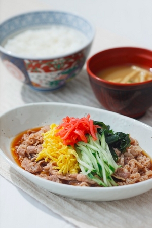 冷やし中華牛皿定食