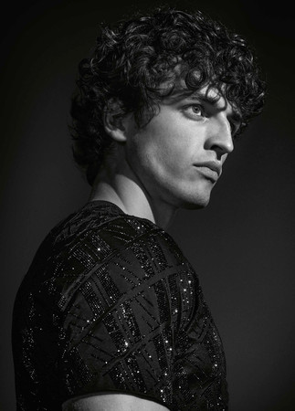 2021-22 EMPORIO ARMANI AD CAMPAIGN VISUAL Max Vadukul