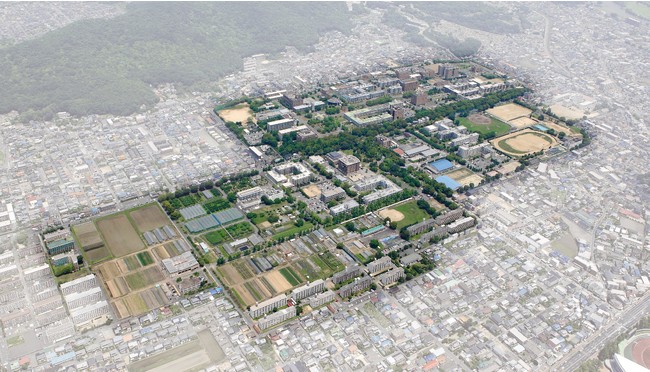 岡山大学理学部物理学科が所在する岡山大学津島キャンパス（岡山市北区）