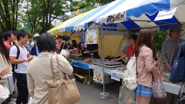 5月開催の「あがいんちゃ東北」風景~東北の食材を使ったブース