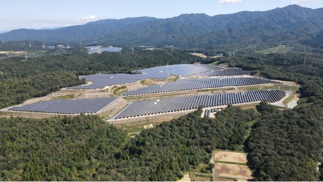 大室メガソーラー発電所　全景写真