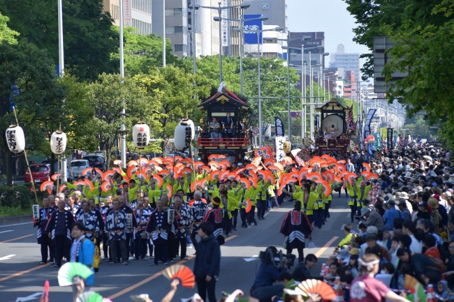 写真提供：仙台・青葉まつり協賛会