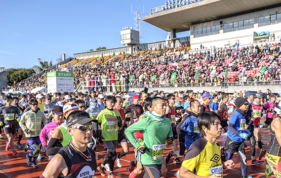 当日は1万6千人のマラソンランナーが参加