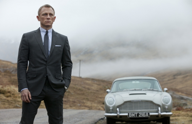 『００７／スカイフォール ［フルスクリーン版］』SKYFALL © 2012 Danjaq, United Artists, CPII. 007 and  related James Bond Trademarks, TM Danjaq.