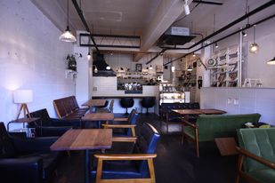 フラッグショップCAFE FUNCHANAは2009年オープン。地元では有名な人気カフェ。