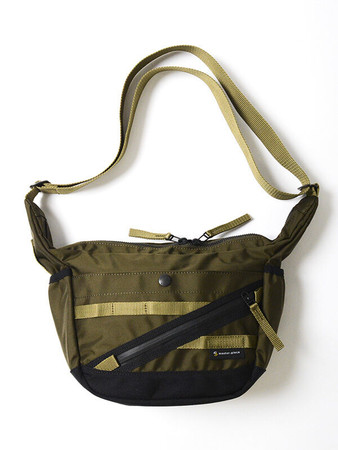 SHOULDER BAG 18,700円