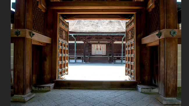 泉涌寺　霊明殿　唐門