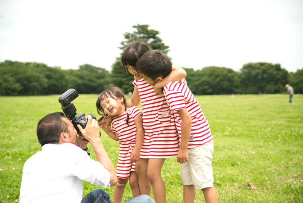 子どもたちの自然な笑顔を引き出せるのが出張撮影の魅力