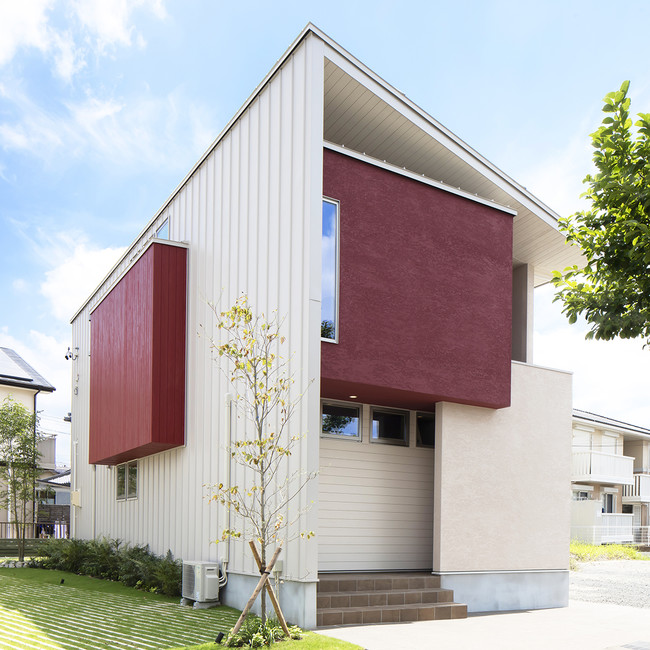 木製サッシを採用した愛知県名古屋市守山区の「新家族」展示場