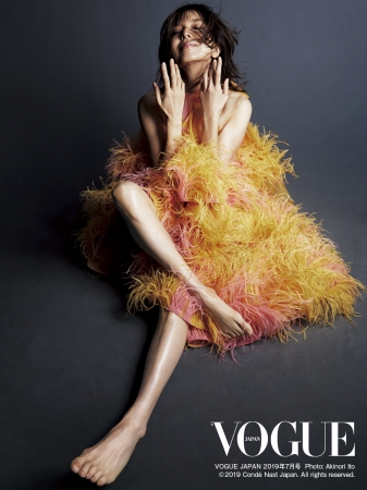 VOGUE JAPAN 2019年7月号 Photo：Akinori Ito © 2019 Condé Nast Japan. All rights reserved. 