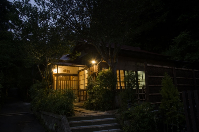 北鎌倉 どんげ庵 (神奈川県 鎌倉)