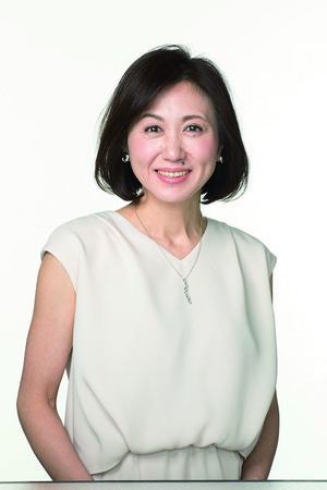 代表　岩崎裕美子