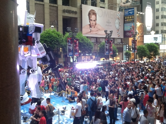 GUNDAM docks at Hong Kong